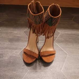 NWOT, Womens Camel fringe upper, corked heel, size 9